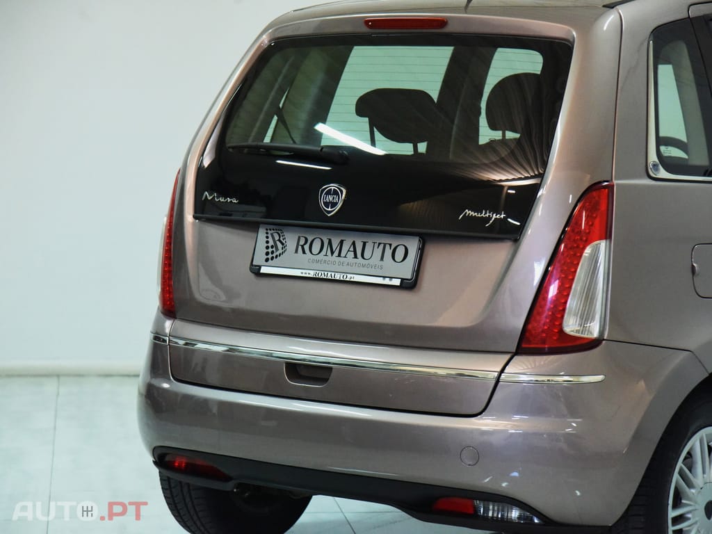 Lancia Musa 1.3 16V M-jet Platino DFN