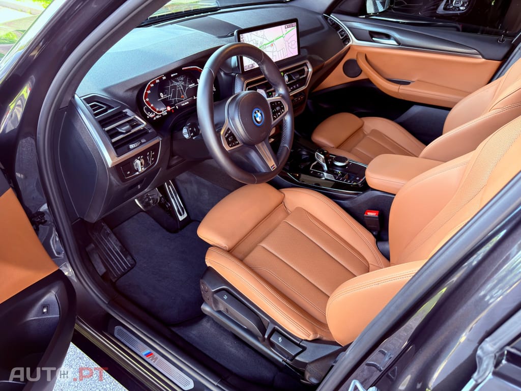 BMW X3 30 e xDrive Pack M — fotografia 18