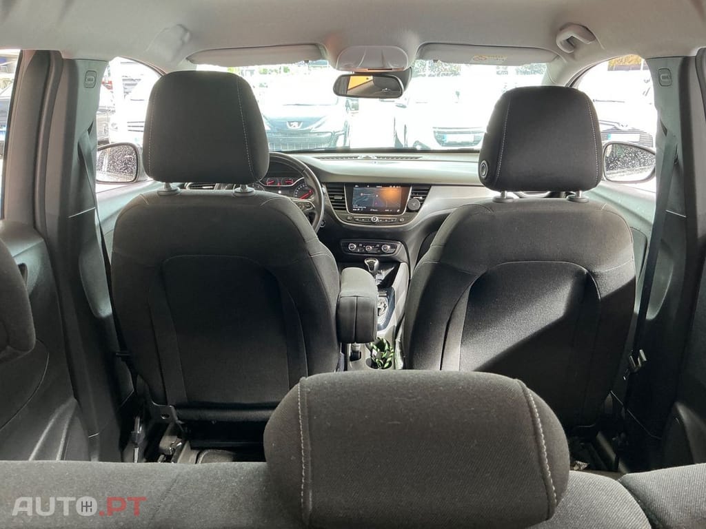 Opel Crossland 1.2 T Design & Tech