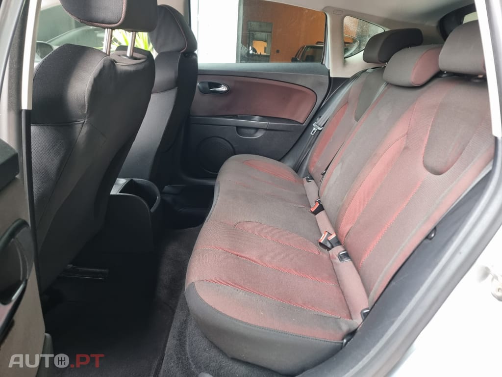 Alfa Romeo 159 Sportwagon 1.9 JTDm 16V 280