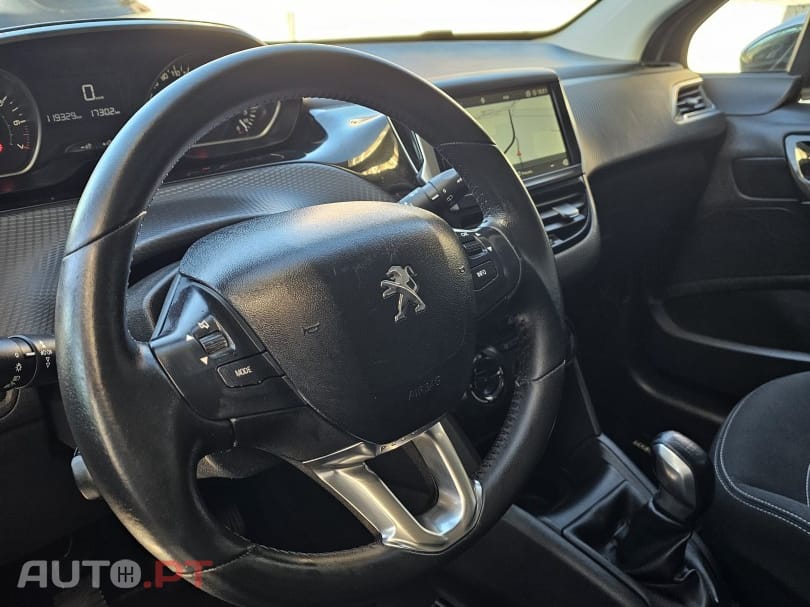 Peugeot 208 1.2 PureTech Style
