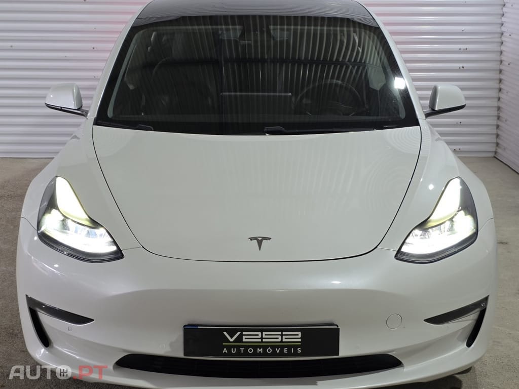 Tesla Model 3 Long Range AWD Dual Motor