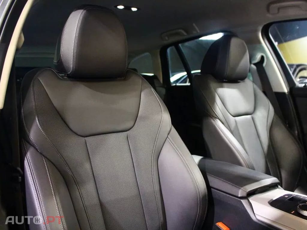 BMW 320 e Line Sport Auto