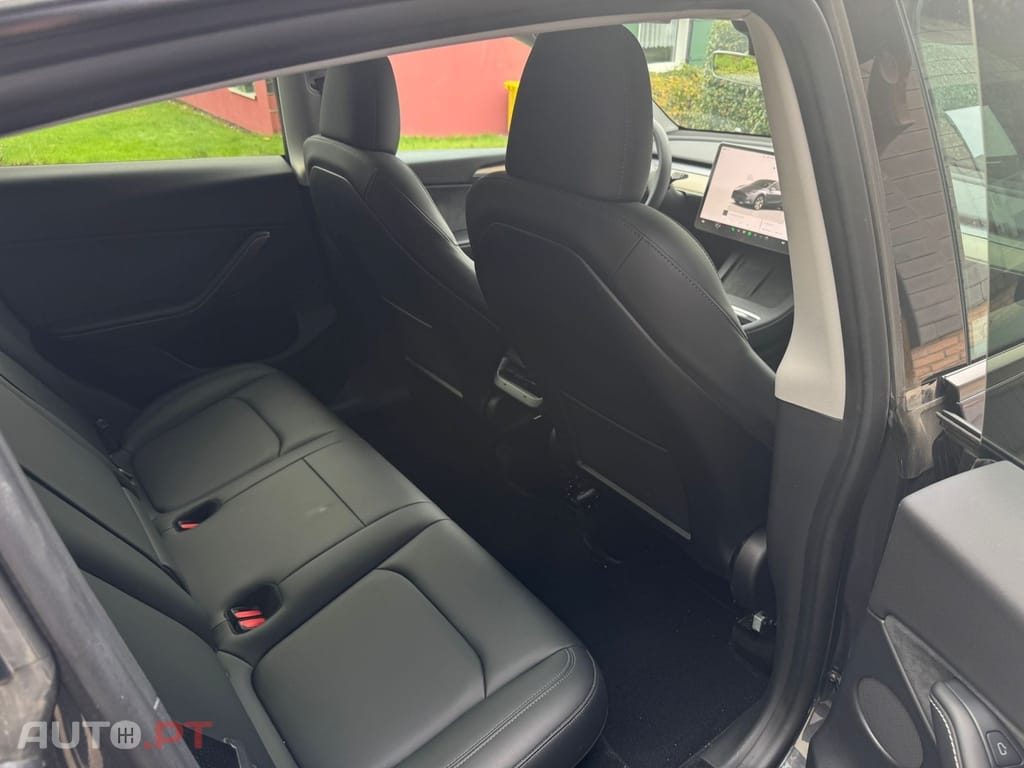 Tesla Model Y Tração Traseira