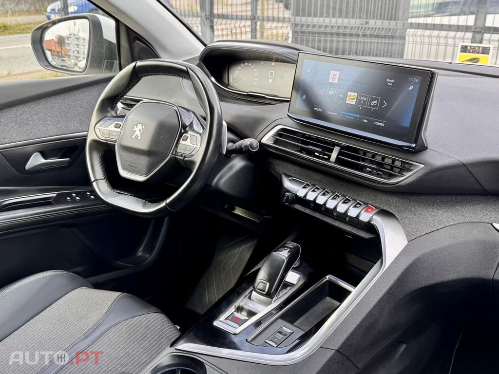 Peugeot 5008 1.5 BlueHDi Allure EAT8