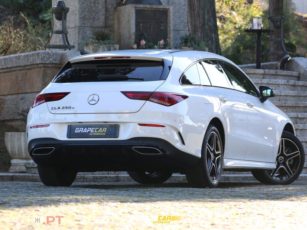 Mercedes-Benz CLA 250 AMG Line - Plug-In