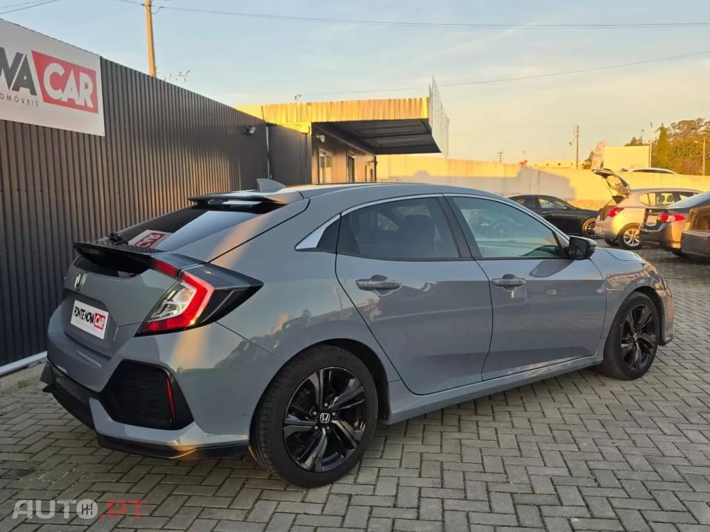 Honda Civic 1.0 i-VTEC Elegance