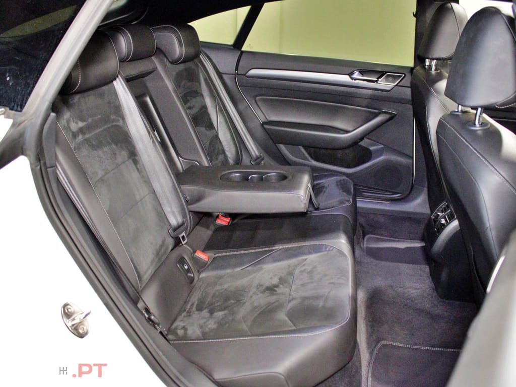 Volkswagen Arteon 2.0 TDI R-Line DSG 4Motion