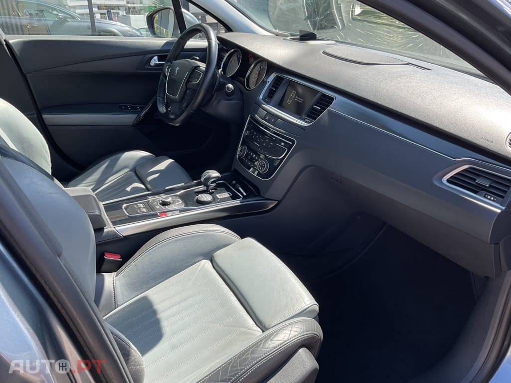 Peugeot 508 RXH 2.0 HDi Hybrid4 2-Tronic 104g