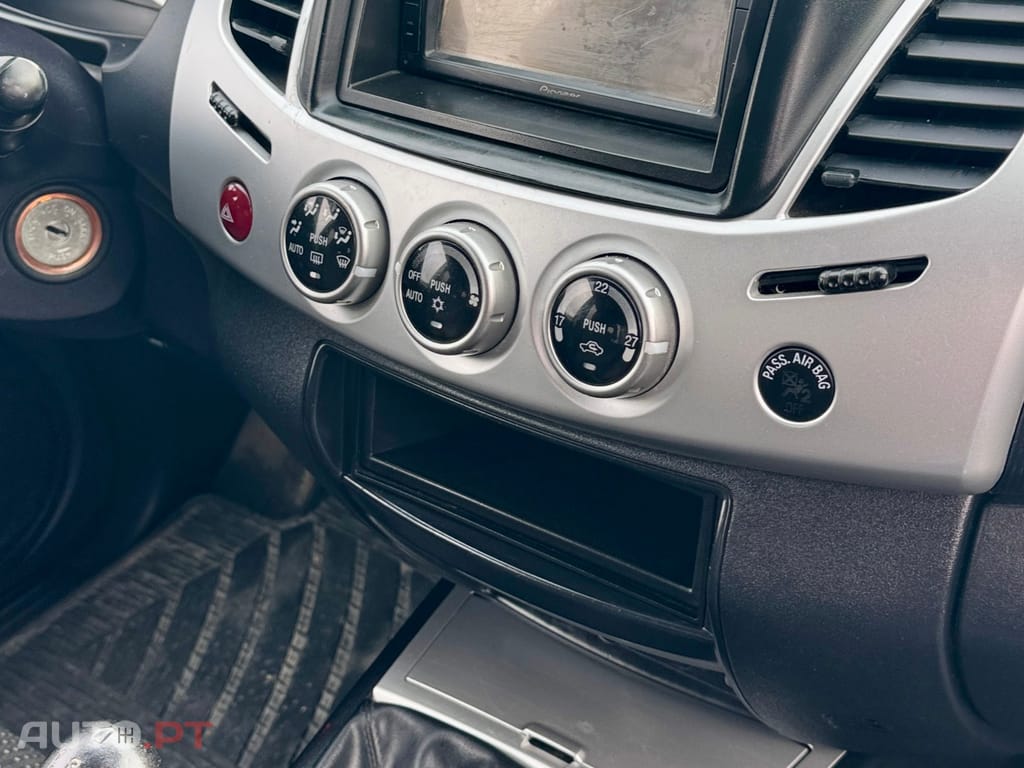 Mitsubishi L200 2.5 DI-D CS Baja HP 4WD