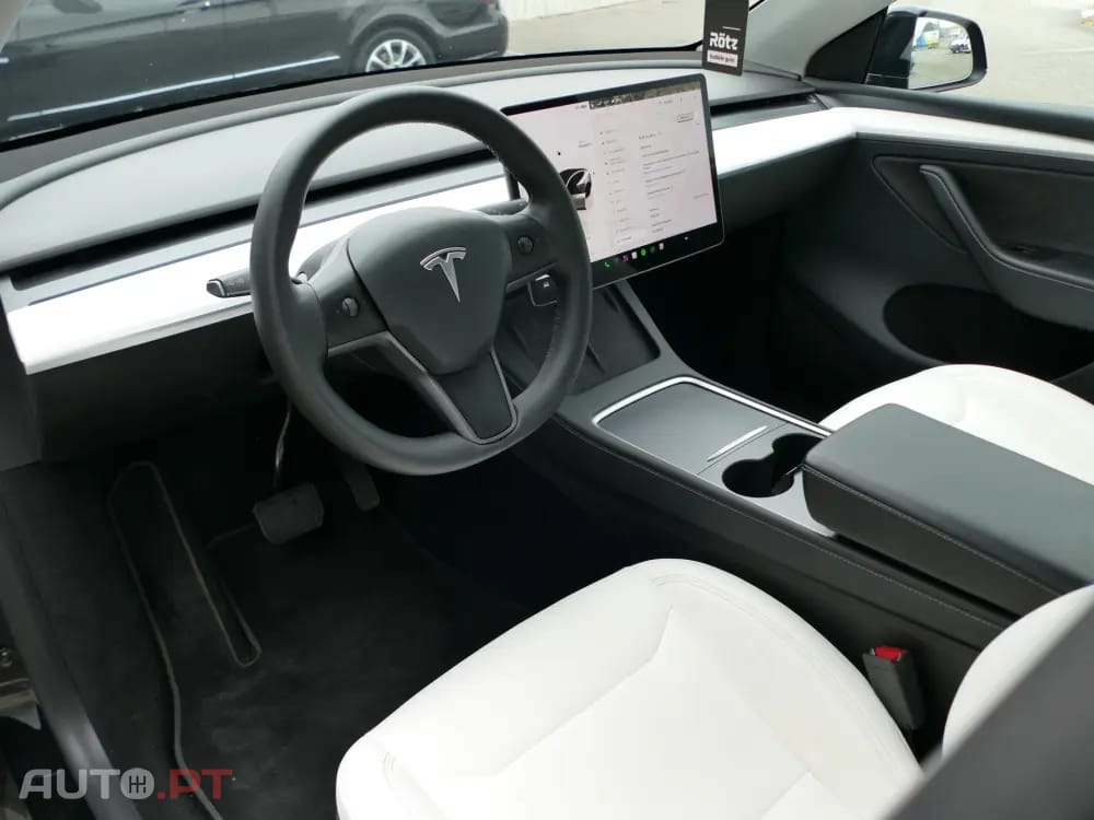 Tesla Model Y Tração Traseira