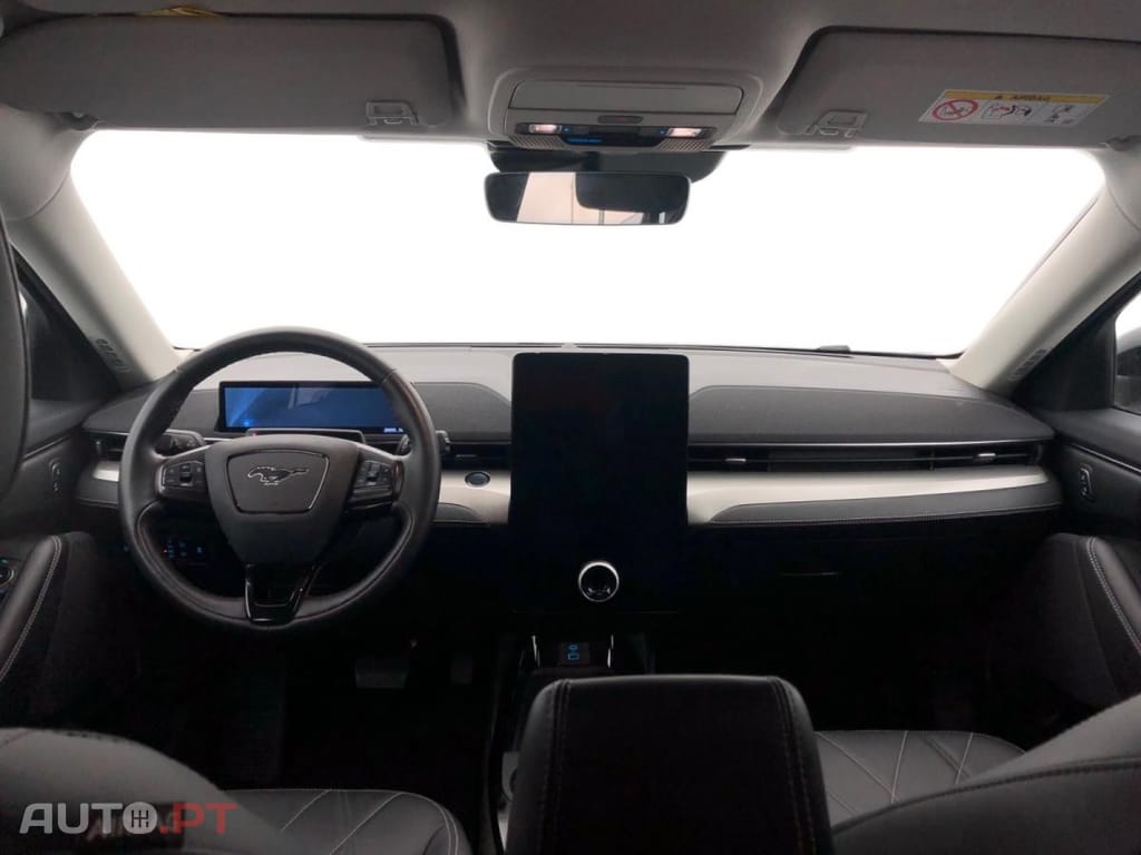 Ford Mustang Mach-E Standard Range