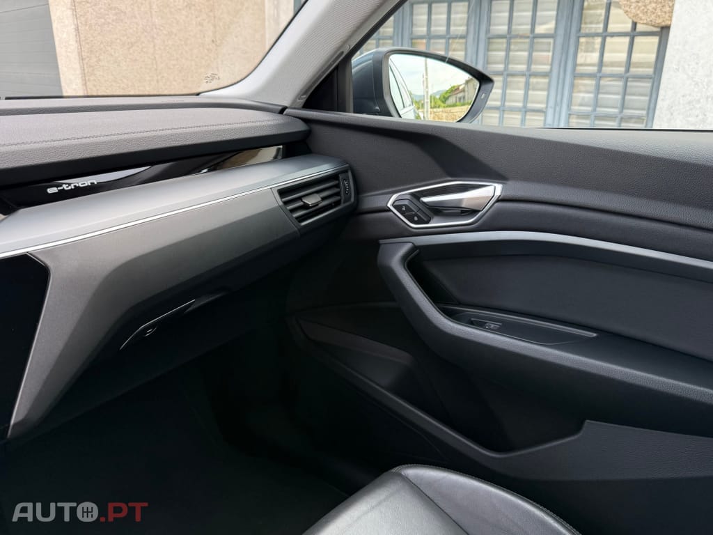 Audi E-Tron 55 quattro S line