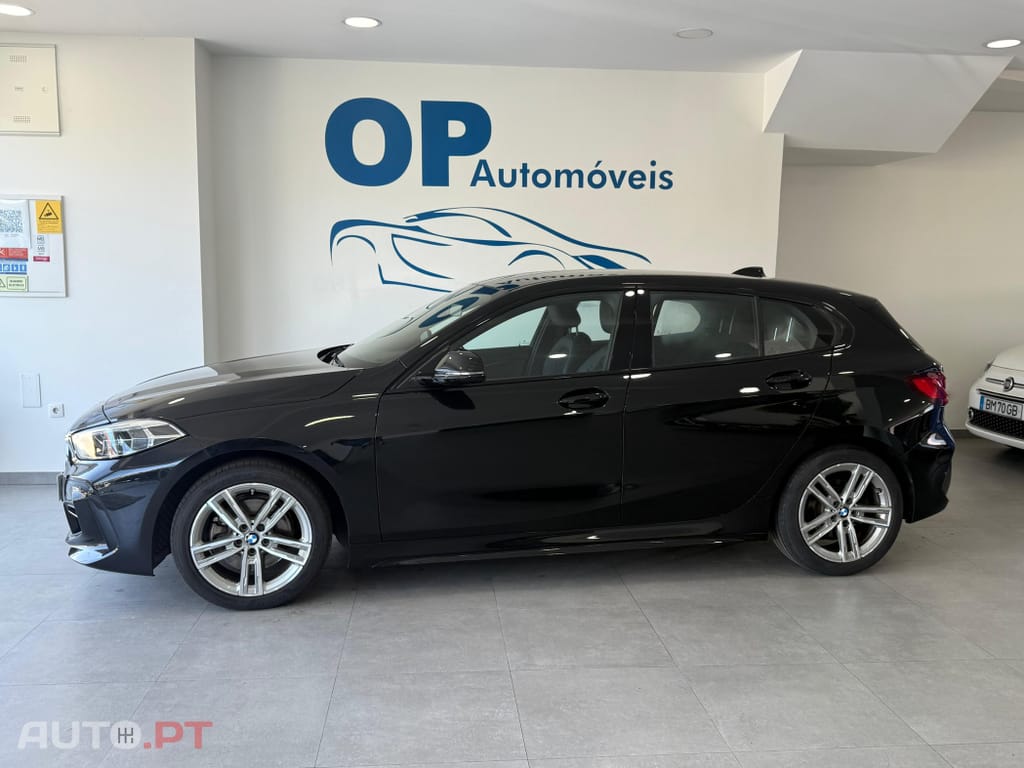 BMW 118 i Pack Desportivo M Auto