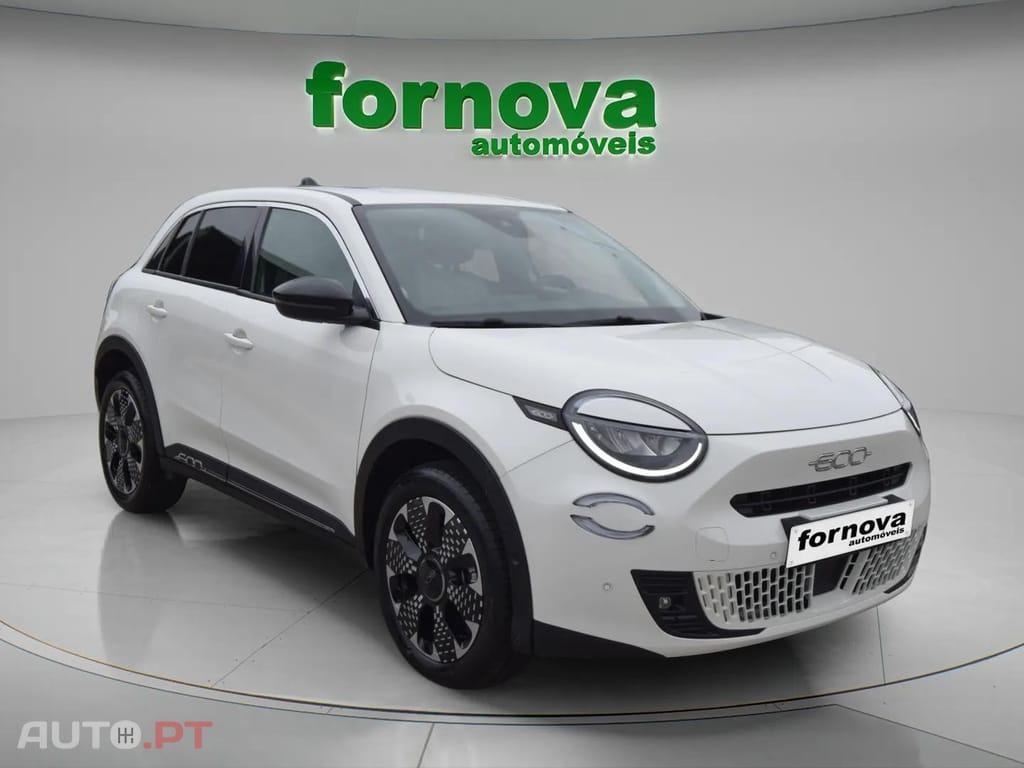 Fiat 600 1.2 Hybrid La Prima