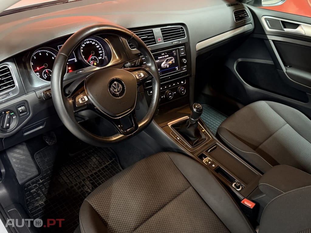 Volkswagen Golf 1.0 TSI Confortline