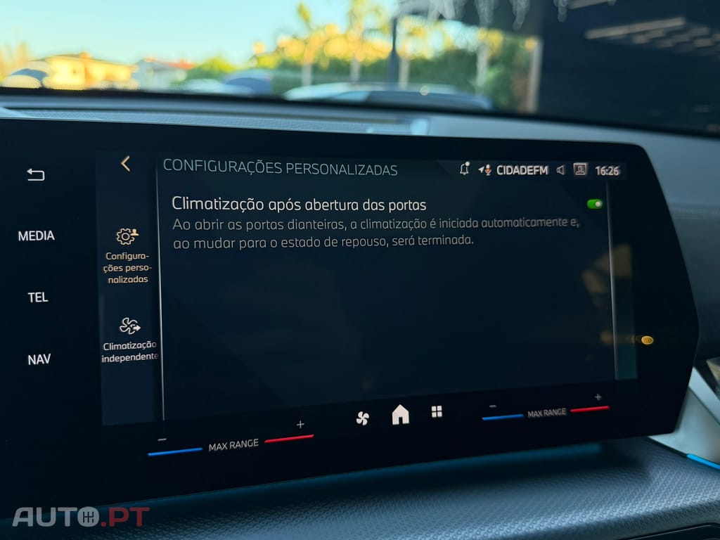 BMW iX2 eDrive20 Pack Desportivo M Pro