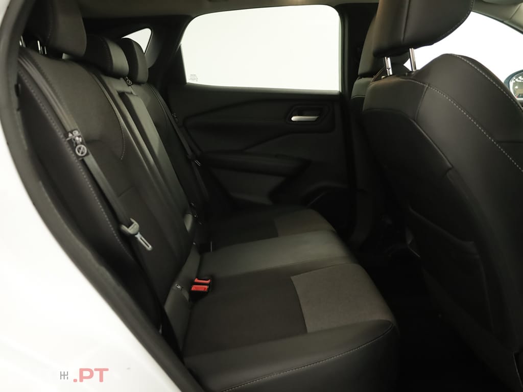 Nissan Qashqai Qashqai 1.3 DIG-T N-Connecta LED Xtronic