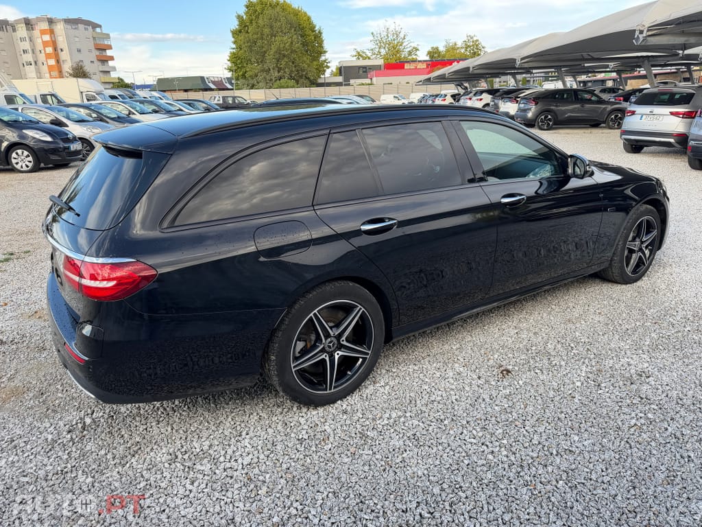 Mercedes-Benz E 300 de AMG Line