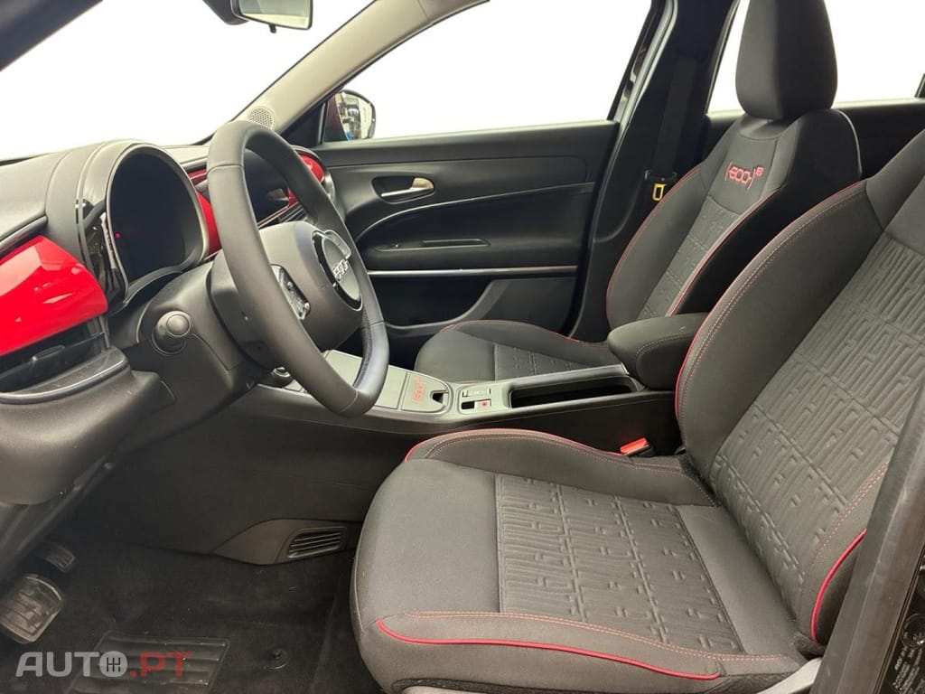 Fiat 600e 54 kWh (RED)