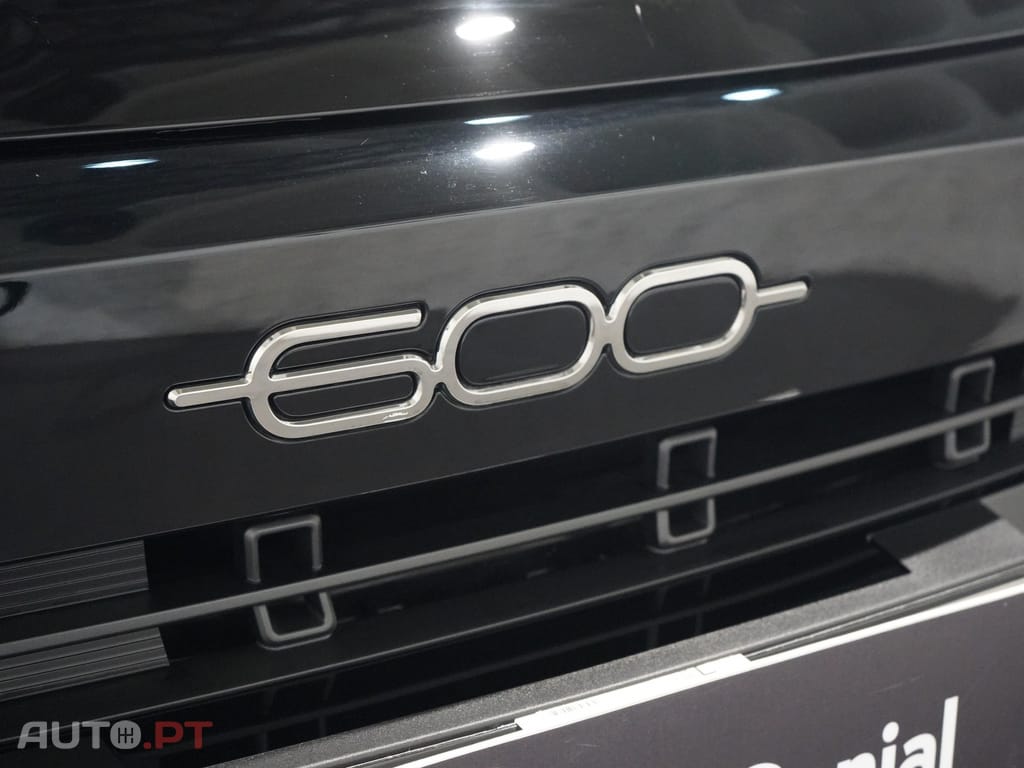Fiat 600e 54 kWh La Prima