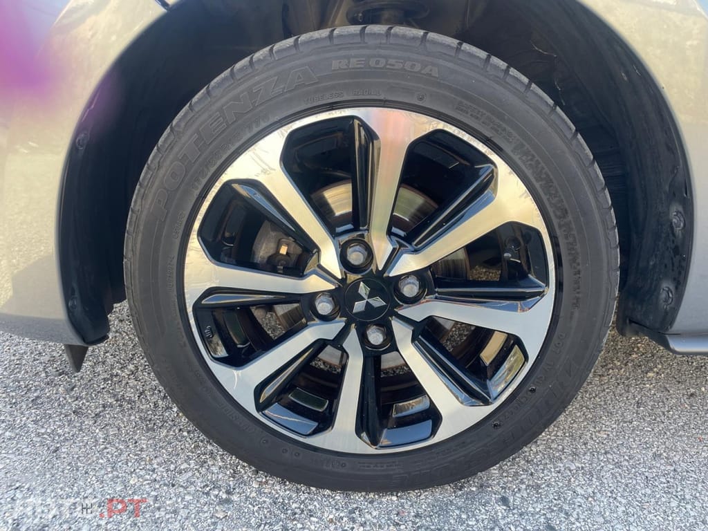 Mitsubishi Space Star 1.2 Intense CVT