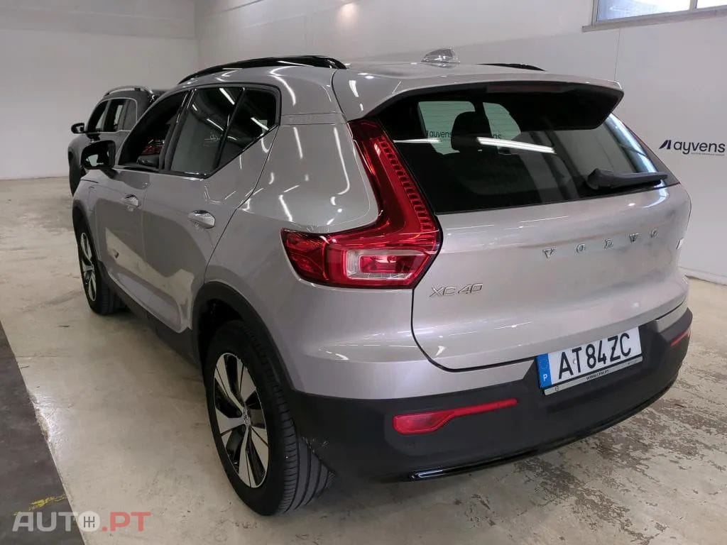Volvo XC40 1.5 T4 PHEV Plus Dark