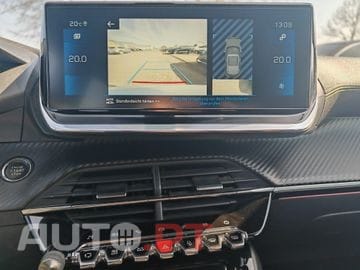Peugeot 2008 1.2 PureTech Signature EAT6