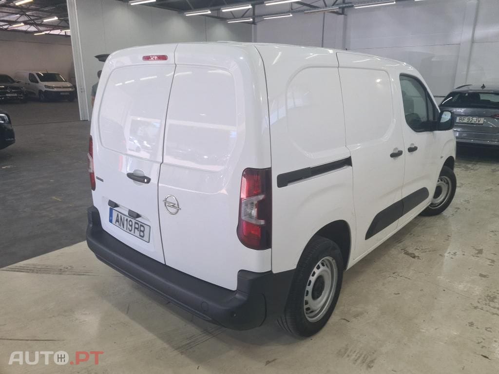 Opel Combo 1.5 CDTi L1H1 Enjoy