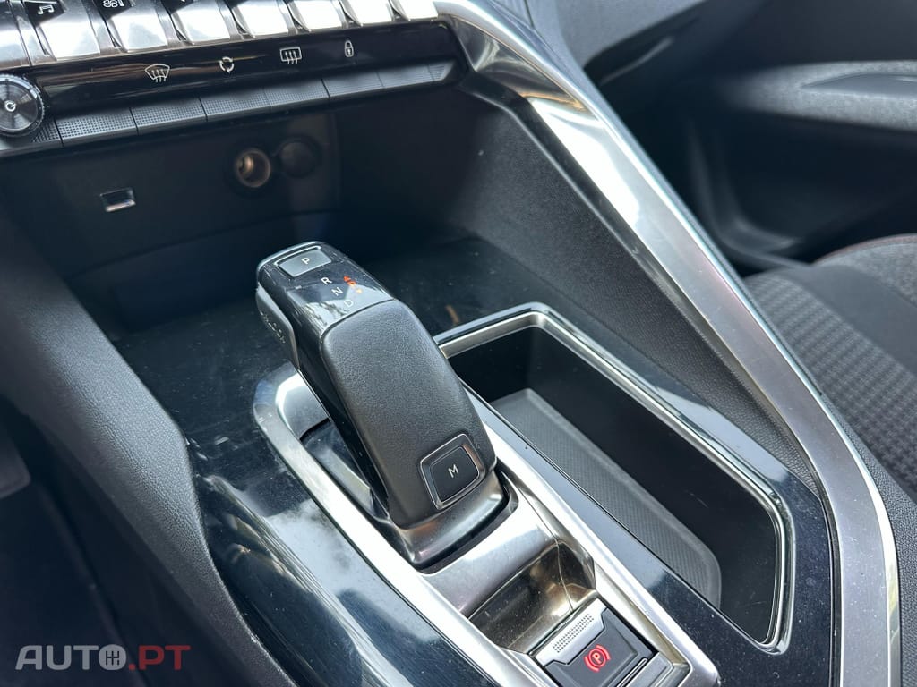 Peugeot 3008 1.6 BlueHDi Style EAT6