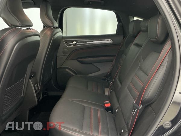 Renault Arkana 1.6 E-Tech Híbrido 145 R.S. Line