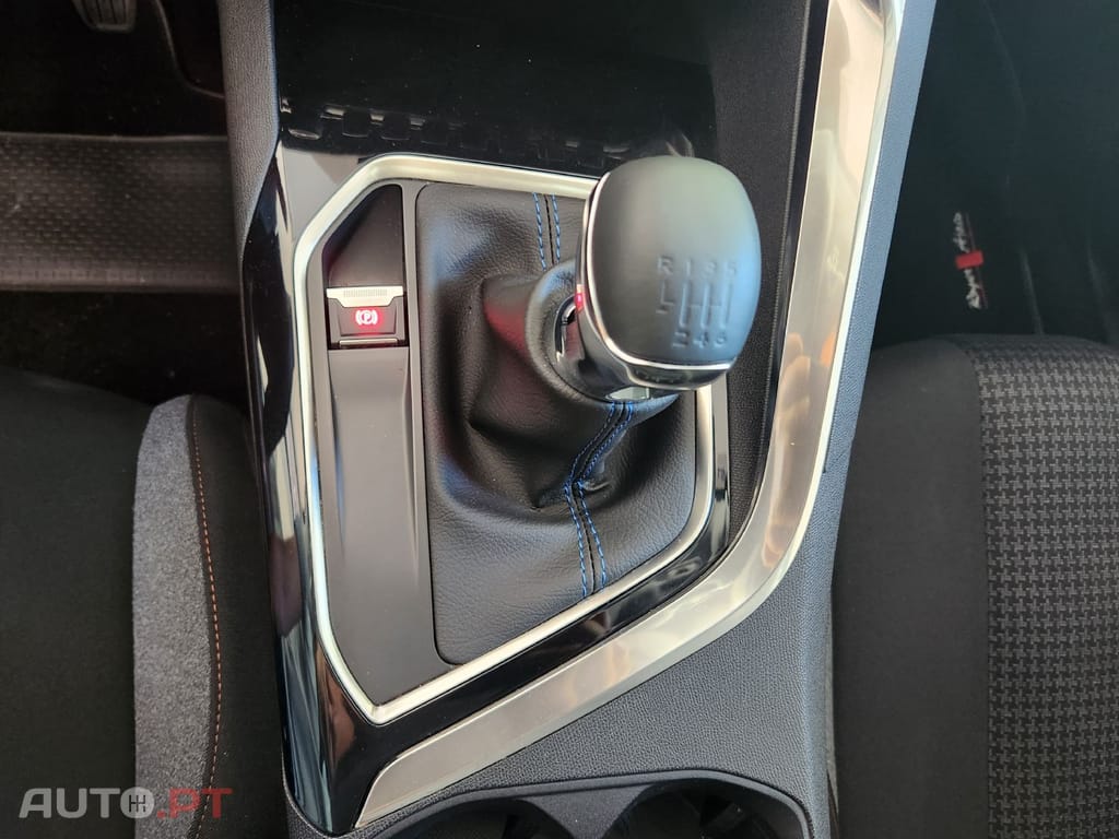 Peugeot 3008 1.5 BlueHDi Active