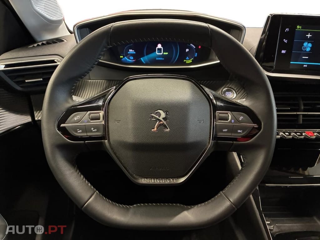 Peugeot E-208 50 kWh Allure Pack