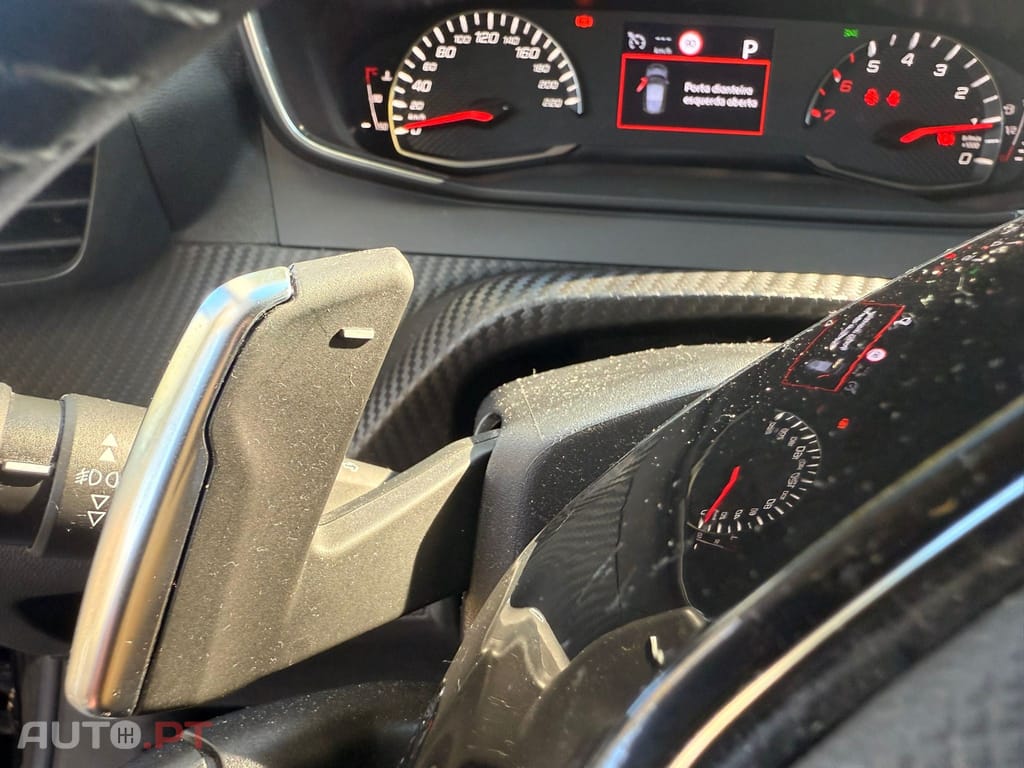 Peugeot 2008 1.5 BlueHDi Allure EAT8