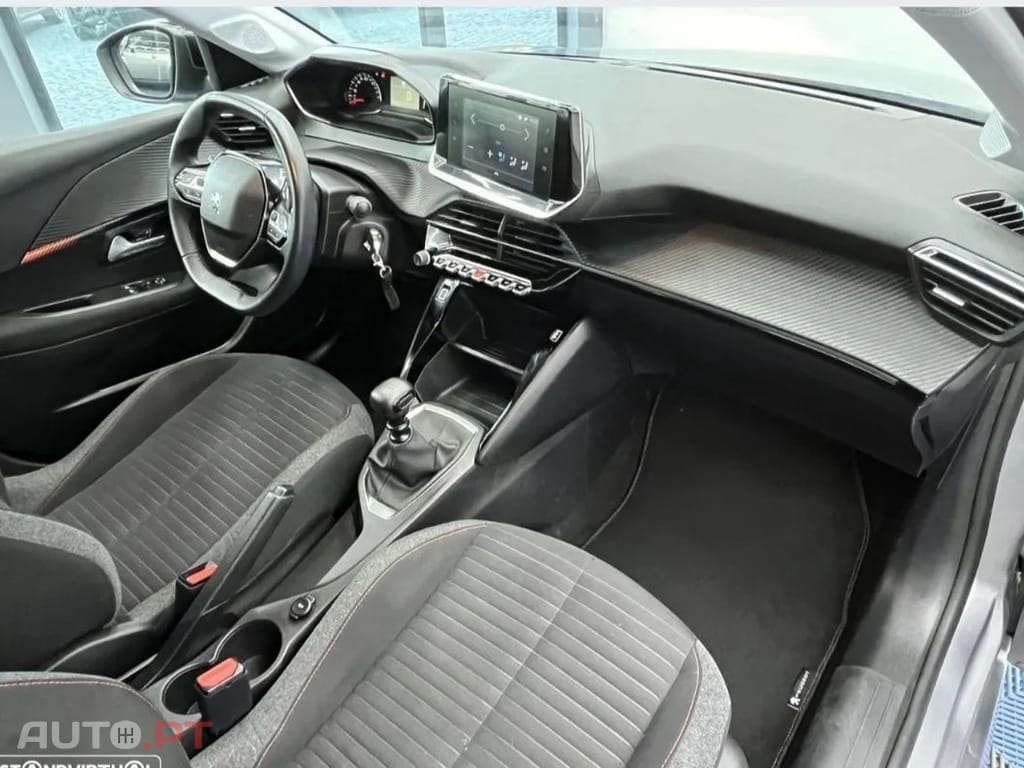 Peugeot 208 1.2 PureTech Active Pack — fotografia 13
