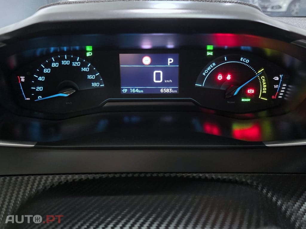Peugeot E-208 50 kWh Allure Pack