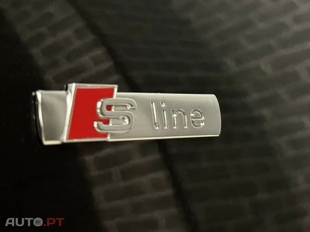 Audi A4 Avant 2.0 TDI S-line S tronic