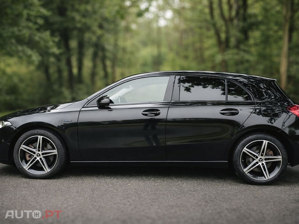 Mercedes-Benz A 250 e 8G-DCT