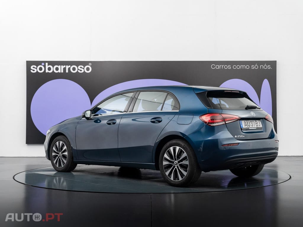 Mercedes-Benz A 250 e Style Plus