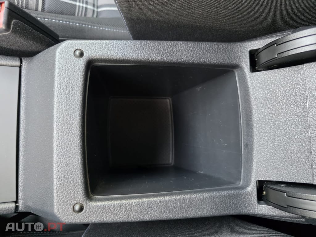 Volkswagen Golf 2.0 TDi GTD