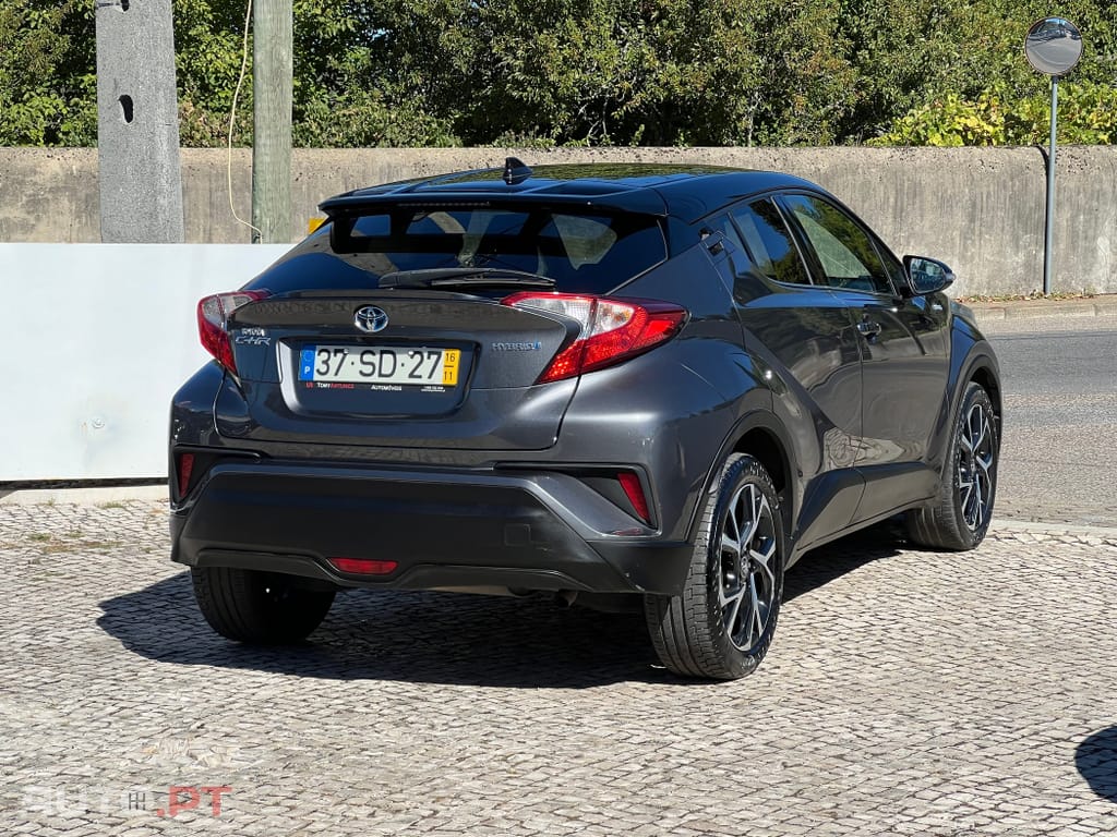 Toyota C-HR 1.8 HSD Exclusive