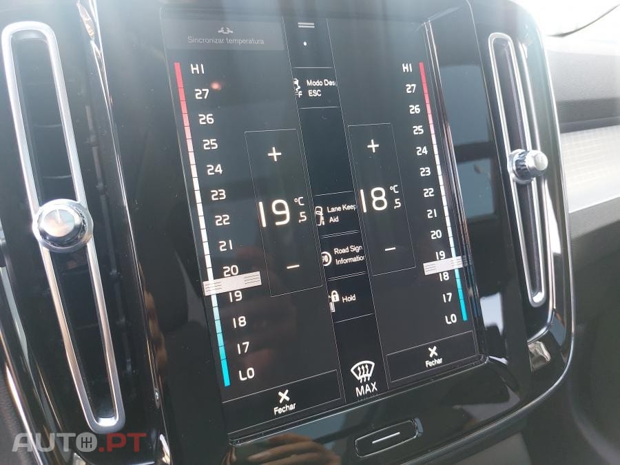 Volvo XC40 1.5 T5 PHEV R-Design Expression