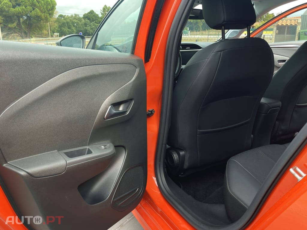 Opel Corsa 1.2 T Elegance