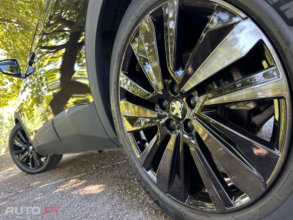 Peugeot 3008 1.6 Hybrid4 GT Pack e-EAT8