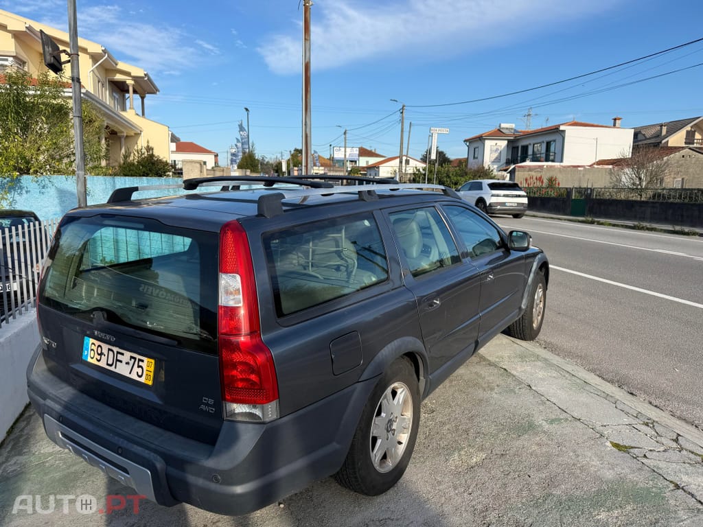 Volvo XC70 2.4 D5 Nivel 2