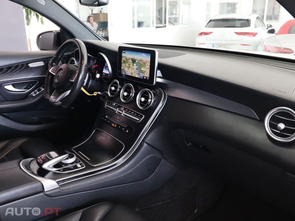 Mercedes-Benz GLC 220 d 4Matic 9G-TRONIC AMG Line