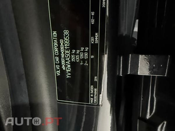 Volvo V60 D6 Plug-In-Hybrid AWD Geartronic Summum