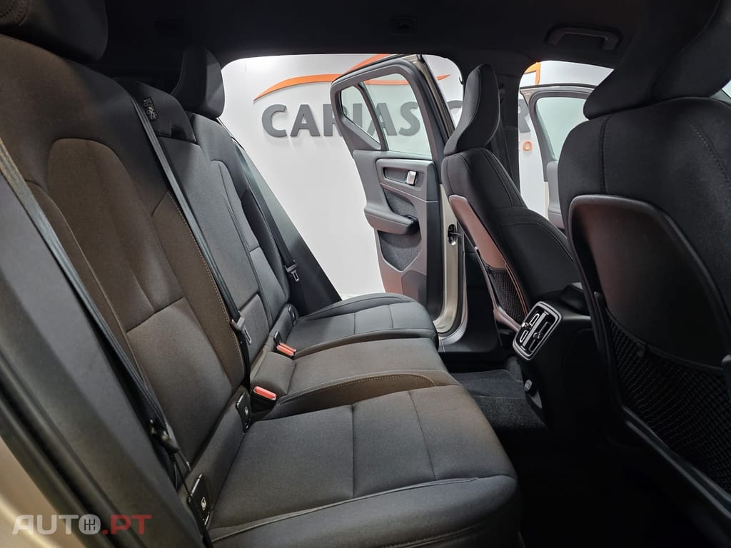 Volvo XC40 Recharge 69 kWh Single Motor Plus