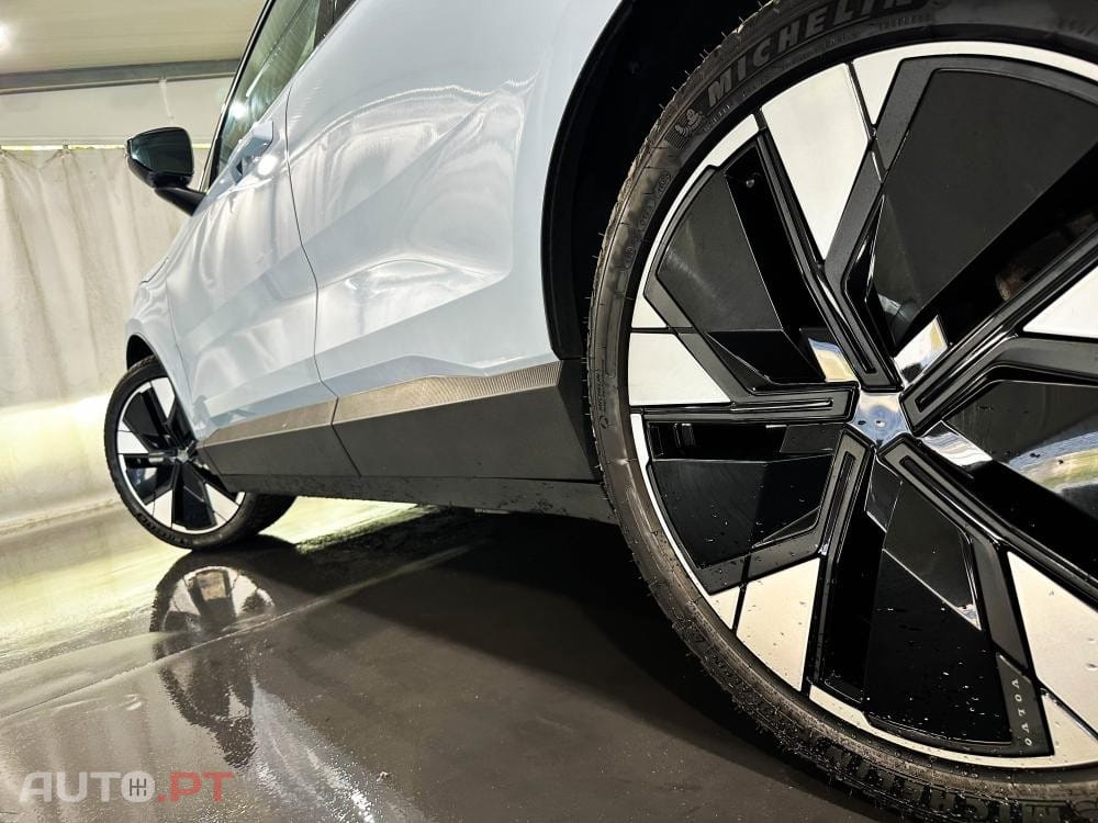 Volvo EX30 Twin Motor Performance AWD Plus