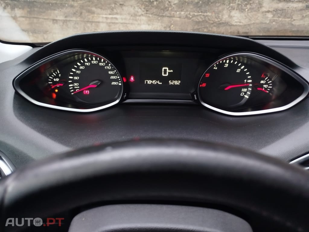 Peugeot 308 SW 1.6 BlueHDi Allure